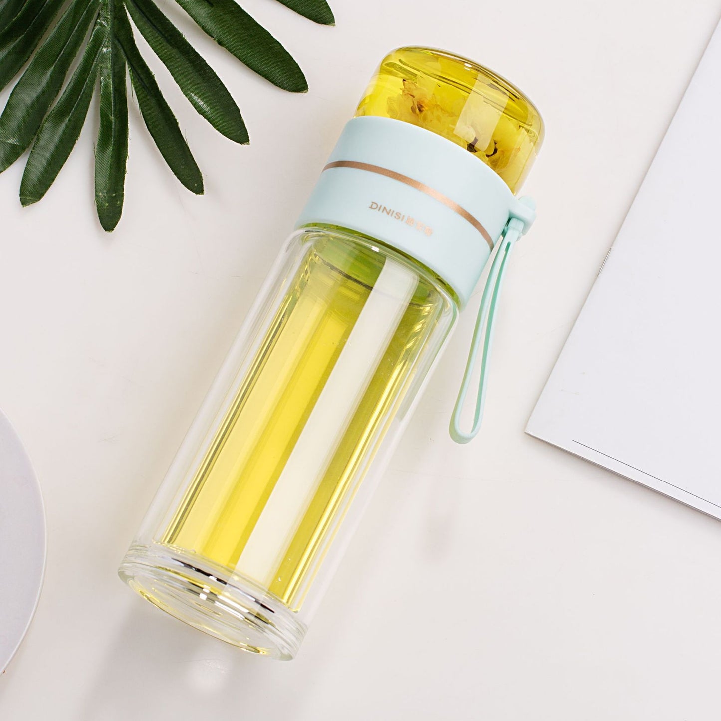 Bouteille d'eau en verre avec filtre infuseur à thé séparation du thé bouteille en verre à Double paroi étanche /Glass Water Bottle With Tea Infuser Filter Tea Separation Double Wall Glass Bottle Leakproof Water Bottle